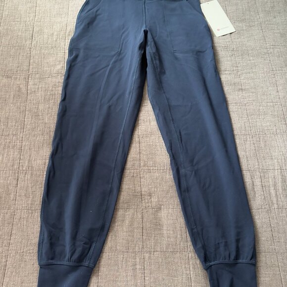 lululemon Align HR Jogger Size 6 Navy NWT - Picture 2 of 4